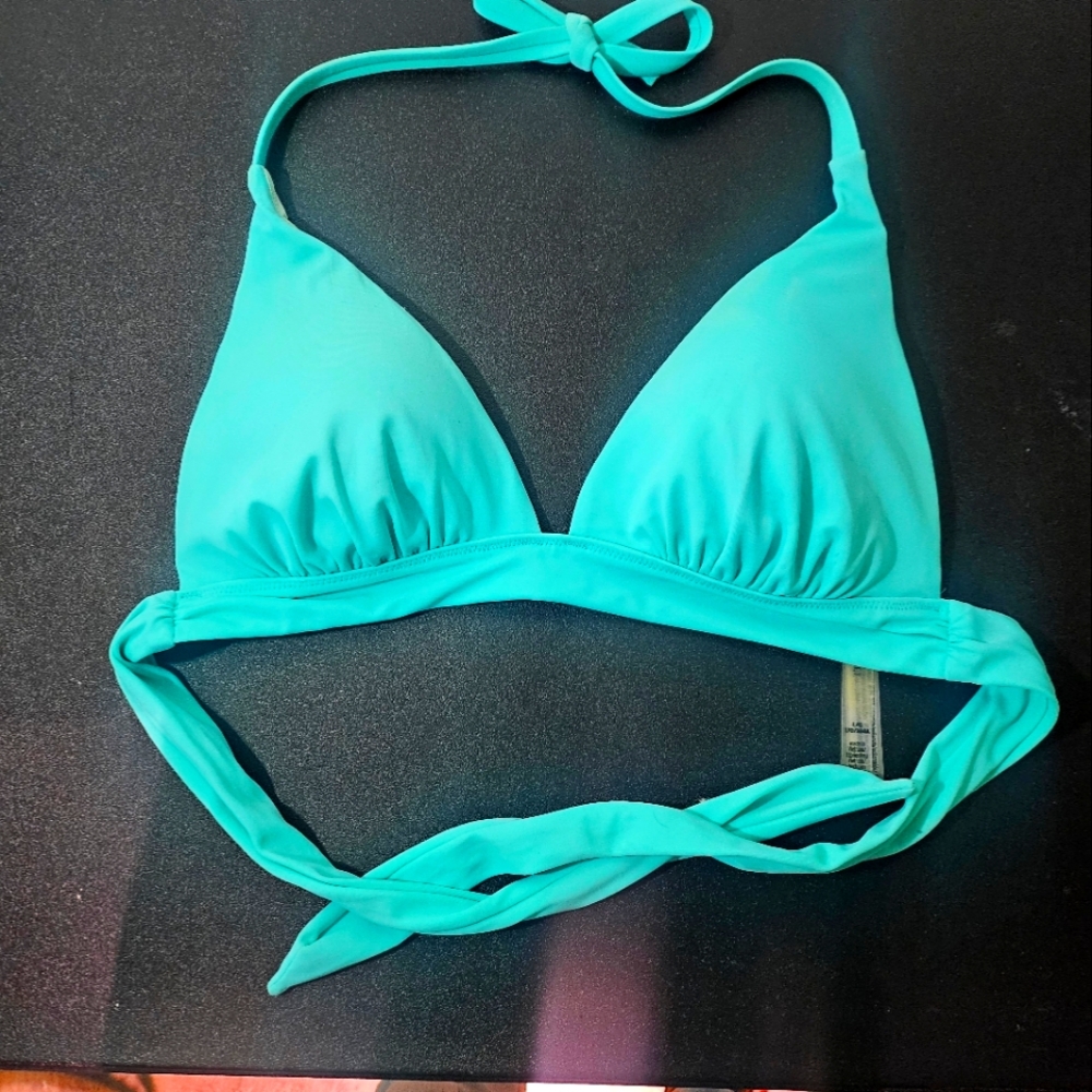 Victoria Secret Swimsuit - Picture 6 of 7